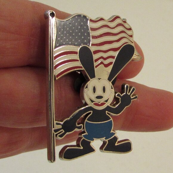 Disney Pins Oswald Holding American Flag / Oswald "Full O Hops" - 2014 - Picture 8 of 12